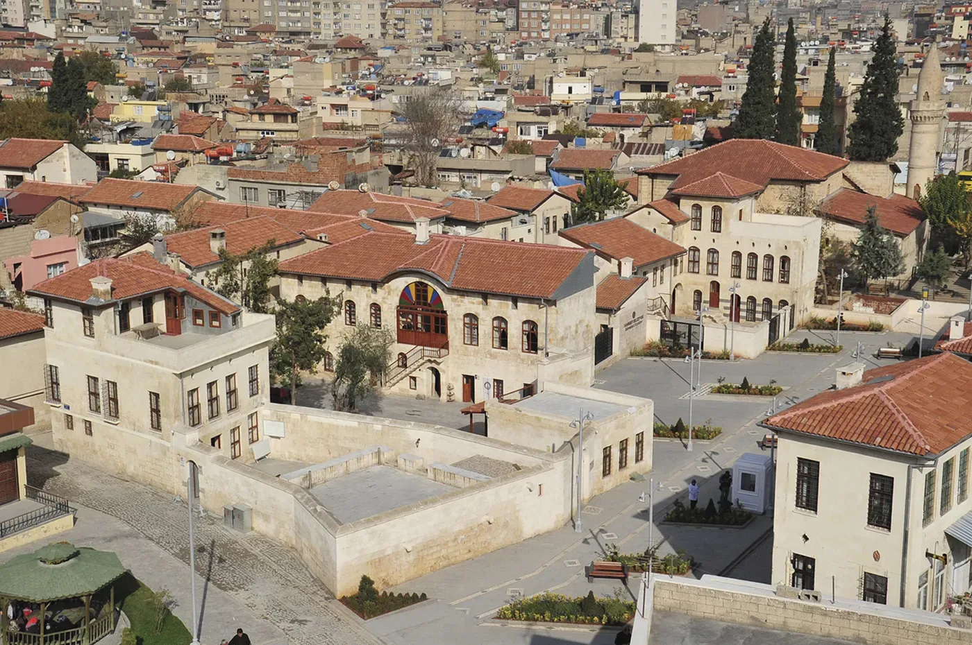 Şehreküstü konakları